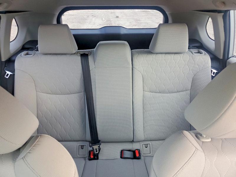 Продаж на аукціоні авто 2023 Toyota Corolla Cross, vin: 7MUAAAAG3PV050133, номер лоту: 75914125