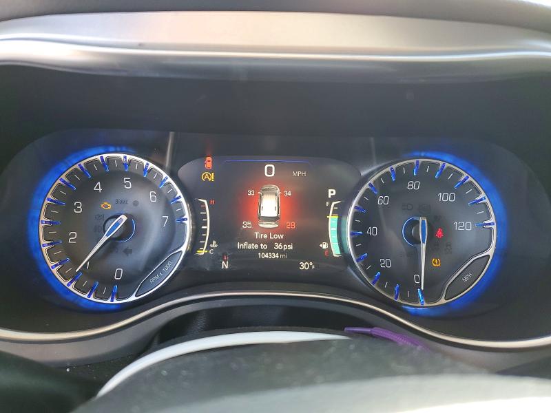 76138025 :رقم المزاد ، 2C4RC1EG6JR333465 vin ، 2018 Chrysler Pacifica مزاد بيع
