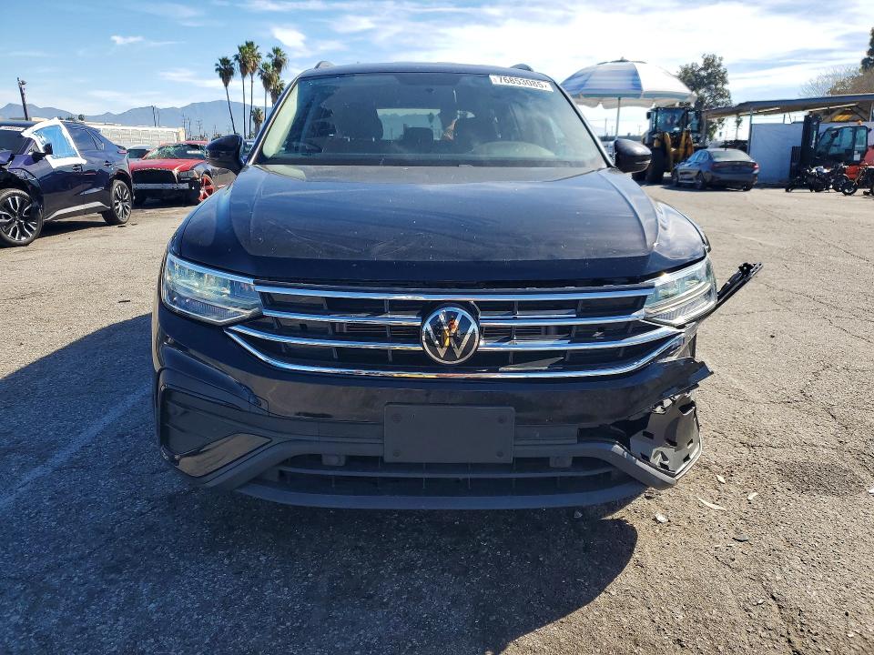 Продаж на аукціоні авто 2022 Volkswagen Tiguan, vin: 3VV1B7AX6NM164135, номер лоту: 76853085
