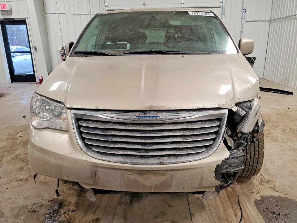 2016 Chrysler Town & Country მანქანა იყიდება აუქციონზე, vin: 2C4RC1BG9GR174194, აუქციონის ნომერი: 76770525