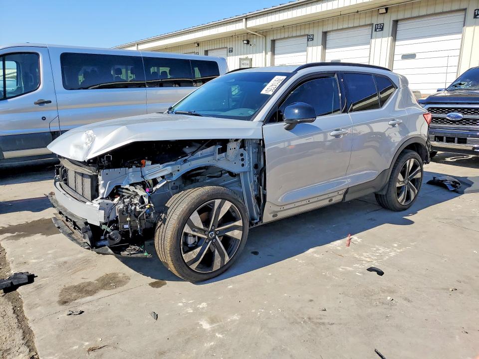79114735 :رقم المزاد ، YV4L12UC4S2514254 vin ، 2025 Volvo Xc40 مزاد بيع