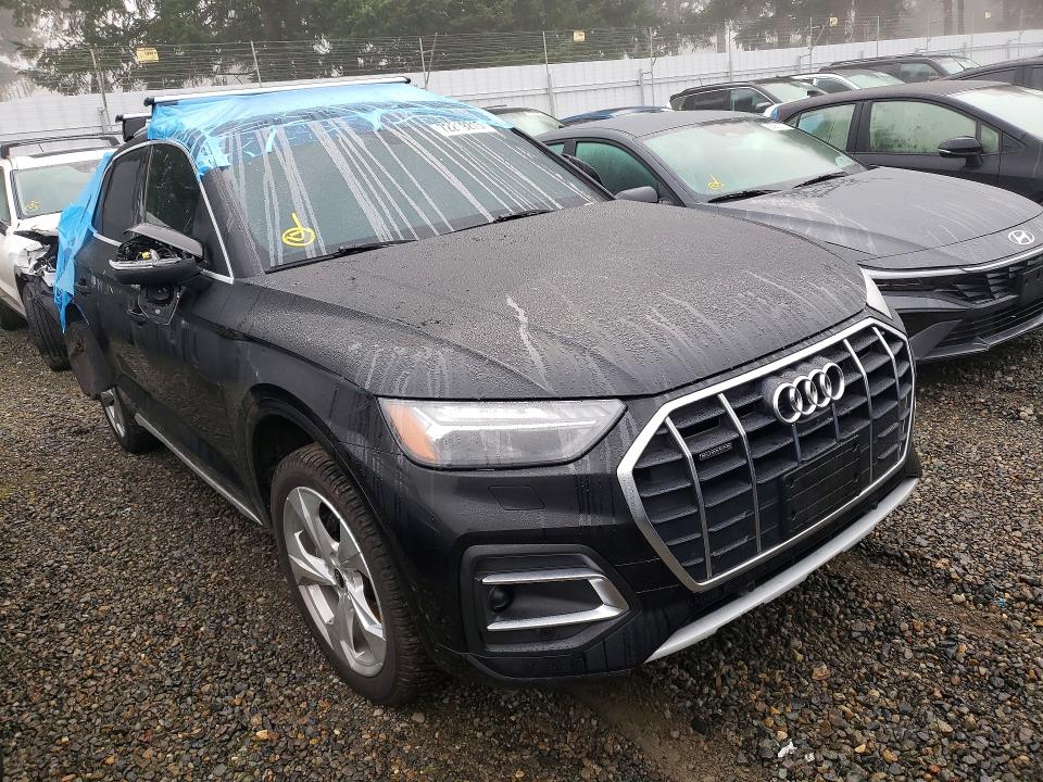 72219215 :رقم المزاد ، WA1CAAFY2M2068835 vin ، 2021 Audi Q5 مزاد بيع