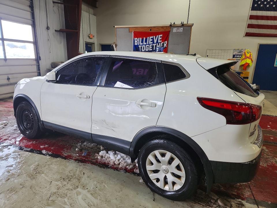 99148385 :رقم المزاد ، JN1BJ1CP7JW194323 vin ، 2018 Nissan Rogue Sport مزاد بيع