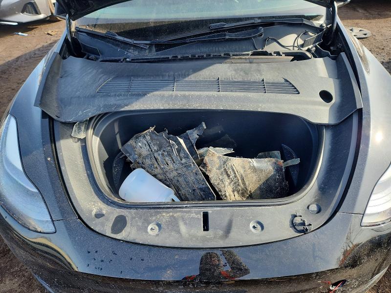 76406605 :رقم المزاد ، 7SAYGDEE1PF687739 vin ، 2023 Tesla Model Y مزاد بيع
