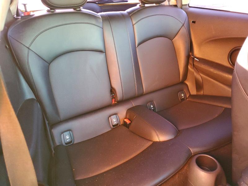77328345 :رقم المزاد ، WMWXP7C3XH2A45973 vin ، 2017 Mini Cooper مزاد بيع