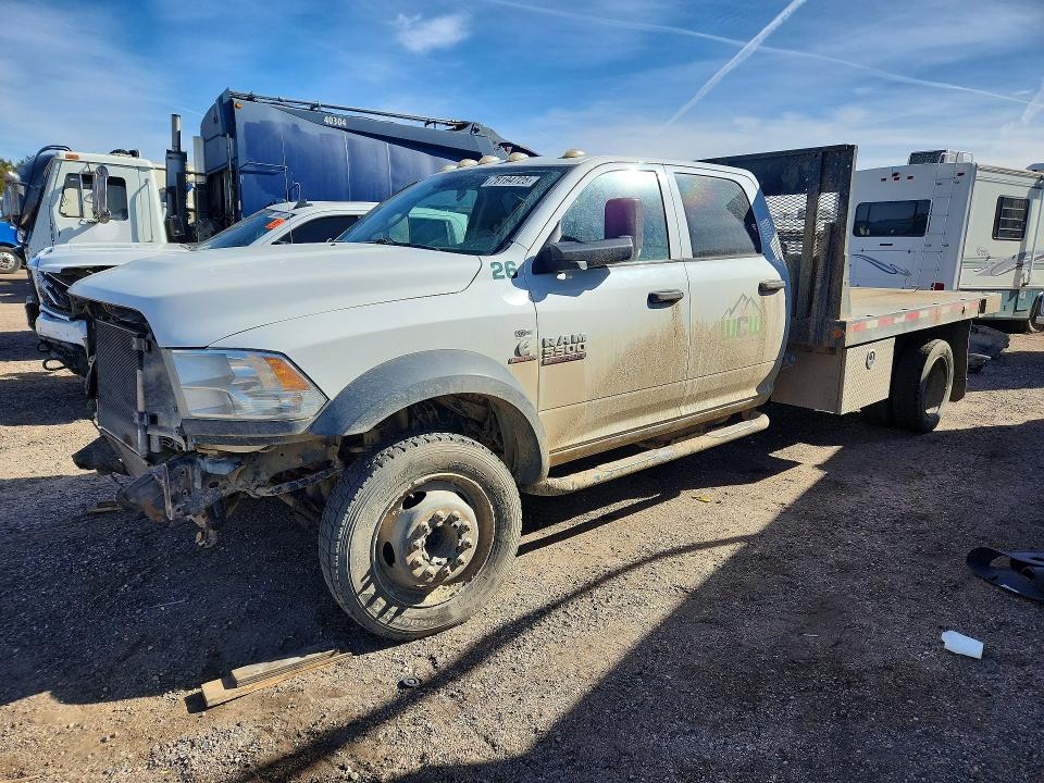 76194725 :رقم المزاد ، 3C7WRNFL5DG566979 vin ، 2013 Ram 5500 مزاد بيع