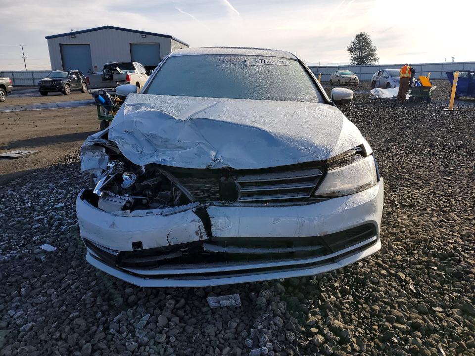 77389255 :رقم المزاد ، 3VWD07AJ9FM255718 vin ، 2015 Volkswagen Jetta مزاد بيع