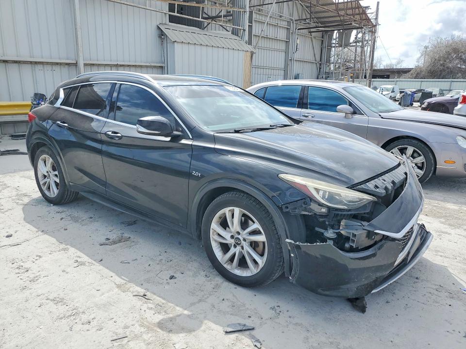 78245455 :رقم المزاد ، SJKCH5CP2JA045820 vin ، 2018 Infiniti Qx30 مزاد بيع