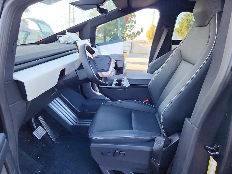 Продажа на аукционе авто 2025 Tesla Cybertruck, vin: 7G2CEHEE2SA071779, номер лота: 76003735