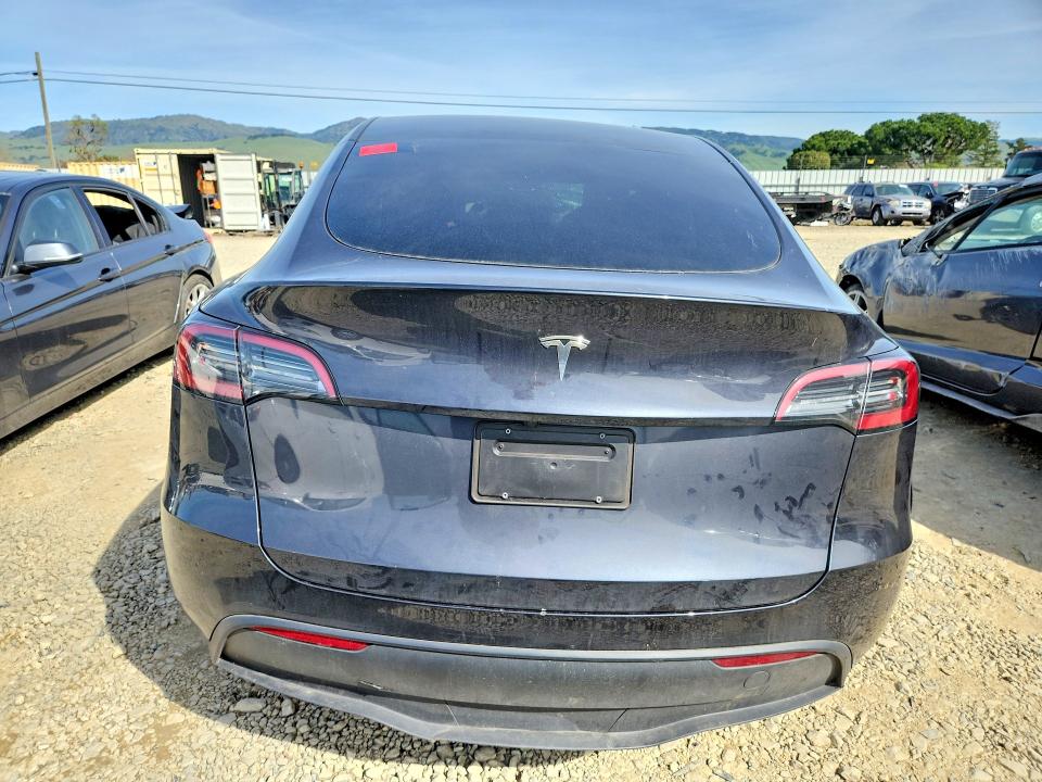 78293565 :رقم المزاد ، 7SAYGDED8SF262924 vin ، 2025 Tesla Model Y مزاد بيع