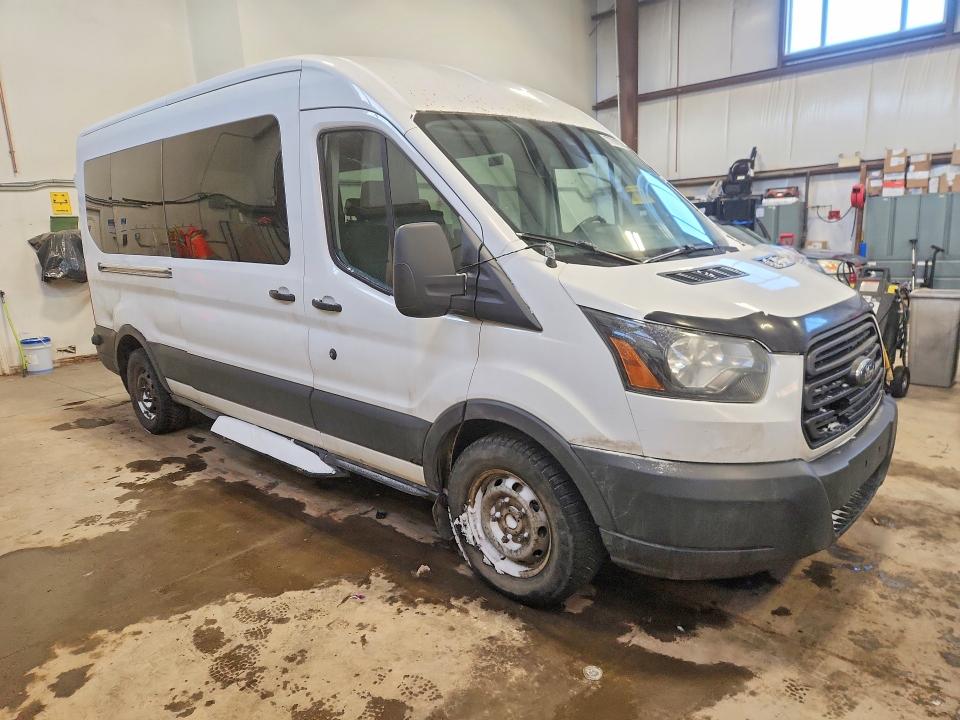 77701935 :رقم المزاد ، 1FBZX2CM9FKA23713 vin ، 2015 Ford Transit T- مزاد بيع
