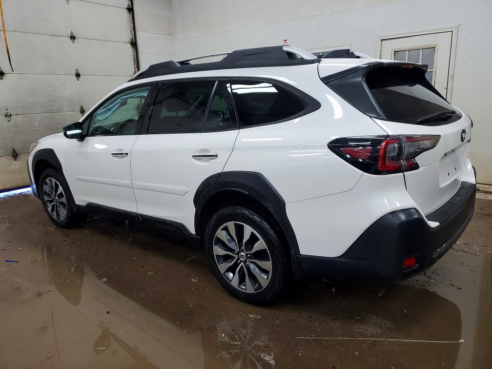 76225305 :رقم المزاد ، 4S4BTGPD6P3155075 vin ، 2023 Subaru Outback مزاد بيع