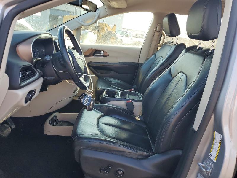 77212965 :رقم المزاد ، 2C4RC1BG6HR516315 vin ، 2017 Chrysler Pacifica مزاد بيع