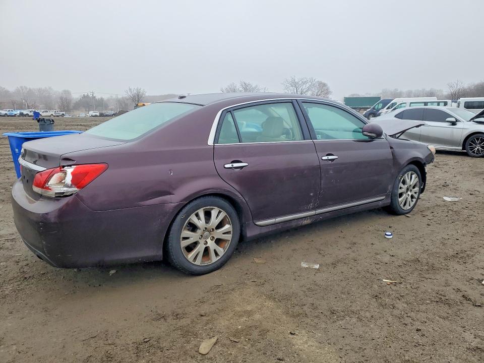 78330795 :رقم المزاد ، 4T1BK3DB1BU431681 vin ، 2011 Toyota Avalon مزاد بيع