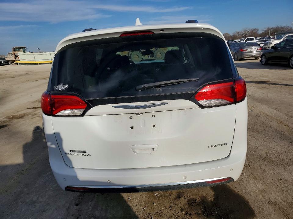 Продажа на аукционе авто 2017 Chrysler Pacifica, vin: 2C4RC1GGXHR787998, номер лота: 77776535
