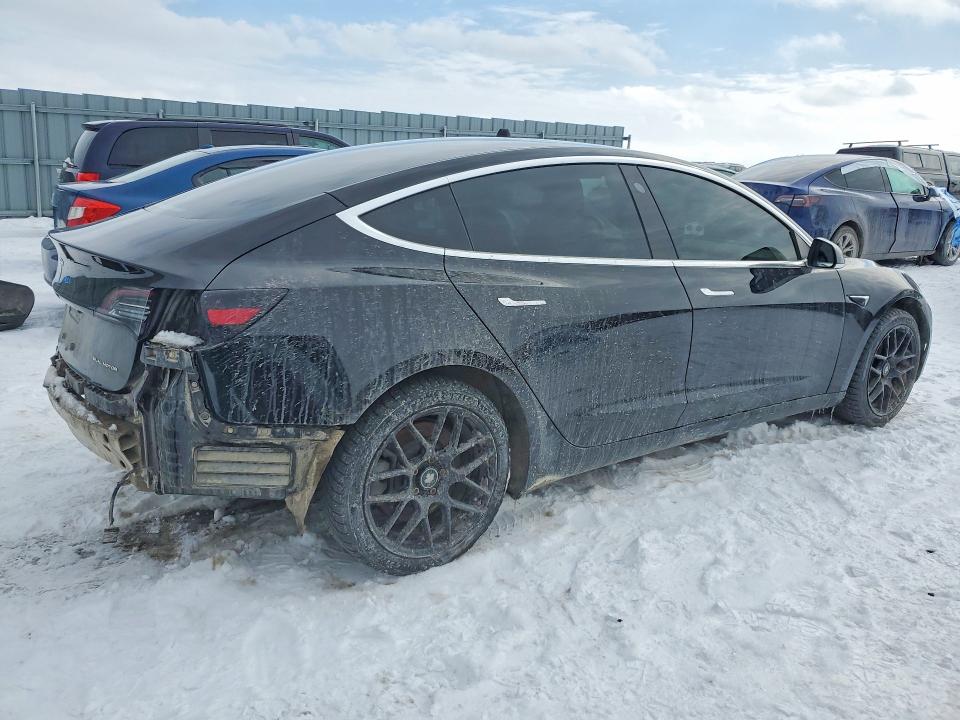 Продажа на аукционе авто 2019 Tesla Model 3, vin: 5YJ3E1EB8KF329922, номер лота: 79282215