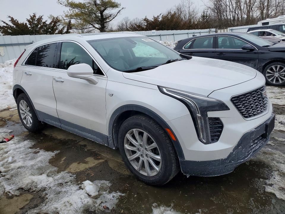 76037825 :رقم المزاد ، 1GYAZAR43KF131276 vin ، 2019 Cadillac Xt4 مزاد بيع