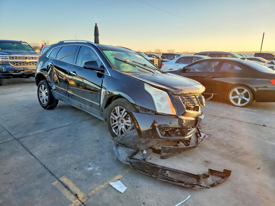 75688545 :رقم المزاد ، 3GYFNBE39ES678170 vin ، 2014 Cadillac Srx مزاد بيع