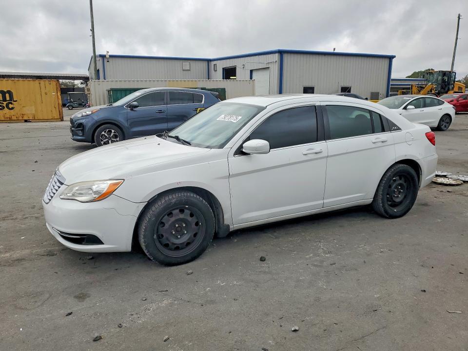 79278175 :رقم المزاد ، 1C3CCBBB5DN593012 vin ، 2013 Chrysler 200 مزاد بيع
