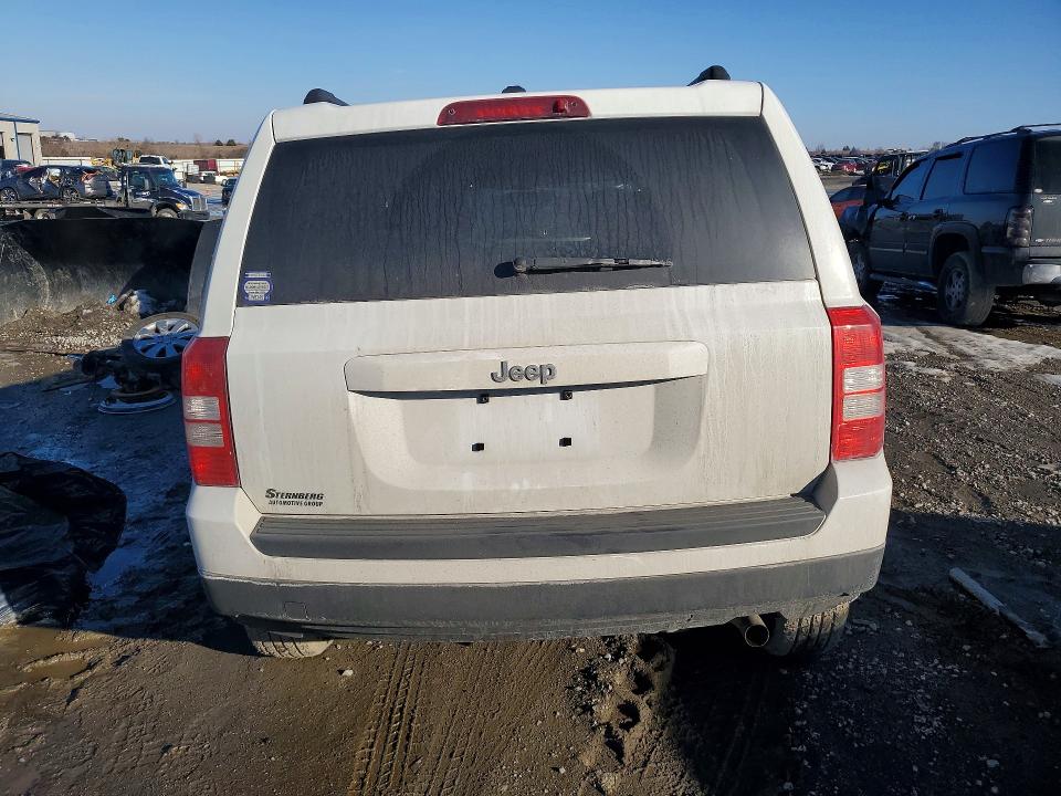 2016 Jeep Patriot მანქანა იყიდება აუქციონზე, vin: 1C4NJPBB3GD787314, აუქციონის ნომერი: 76343905