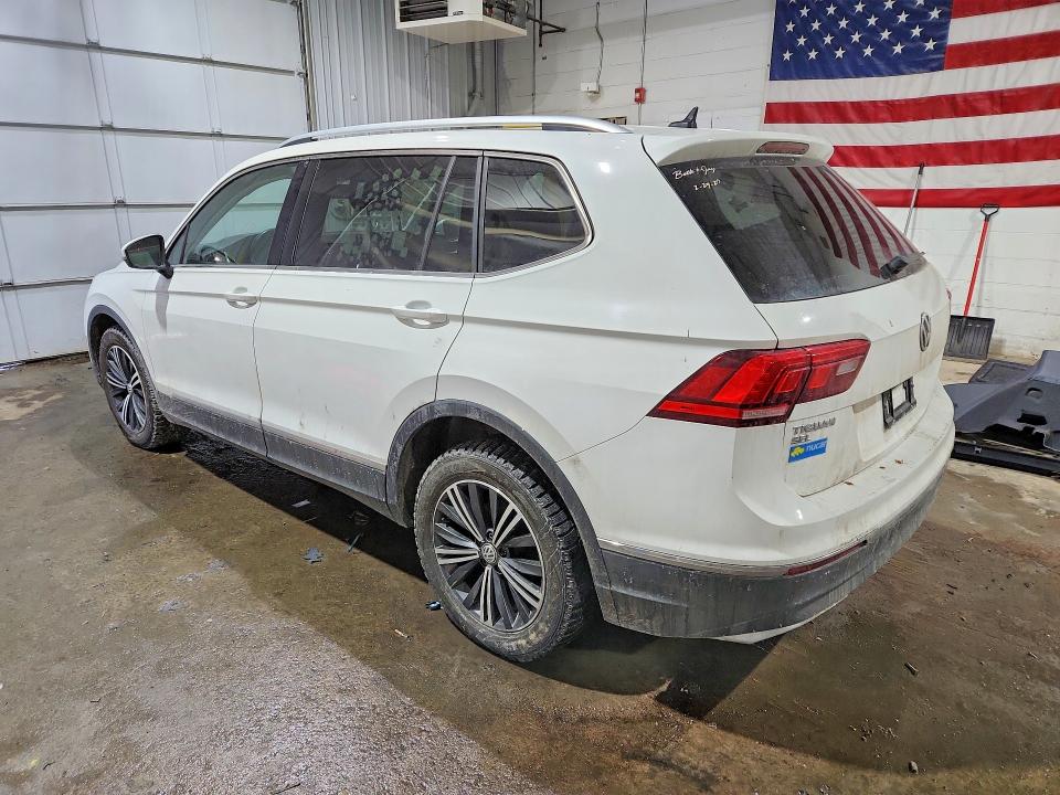 Продаж на аукціоні авто 2018 Volkswagen Tiguan, vin: 3VV2B7AX6JM205491, номер лоту: 76444195