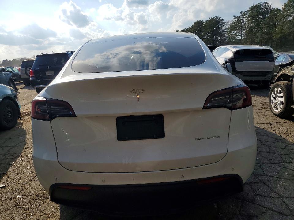 Продажа на аукционе авто 2021 Tesla Model Y, vin: 5YJYGDEE4MF152932, номер лота: 77747955