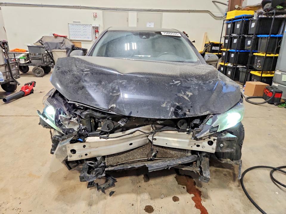 75882555 :رقم المزاد ، 4T1G11AK7MU553658 vin ، 2021 Toyota Camry Se 4dr مزاد بيع