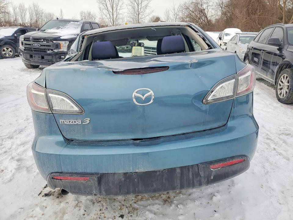 75594355 :رقم المزاد ، JM1BL1UF9B1432829 vin ، 2011 Mazda 3 مزاد بيع