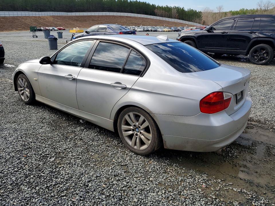 Продажа на аукционе авто 2007 Bmw 328, vin: WBAVC53567FZ76239, номер лота: 77012095