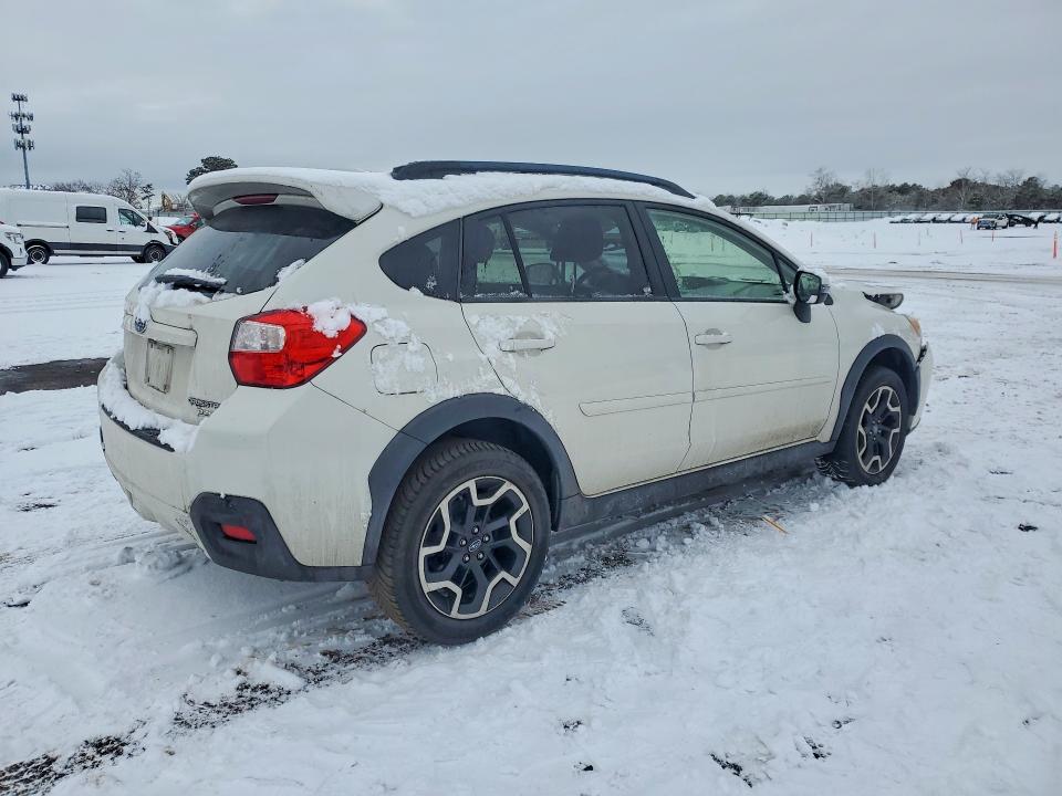 77219535 :رقم المزاد ، JF2GPAKC3H8211005 vin ، 2017 Subaru Crosstrek مزاد بيع