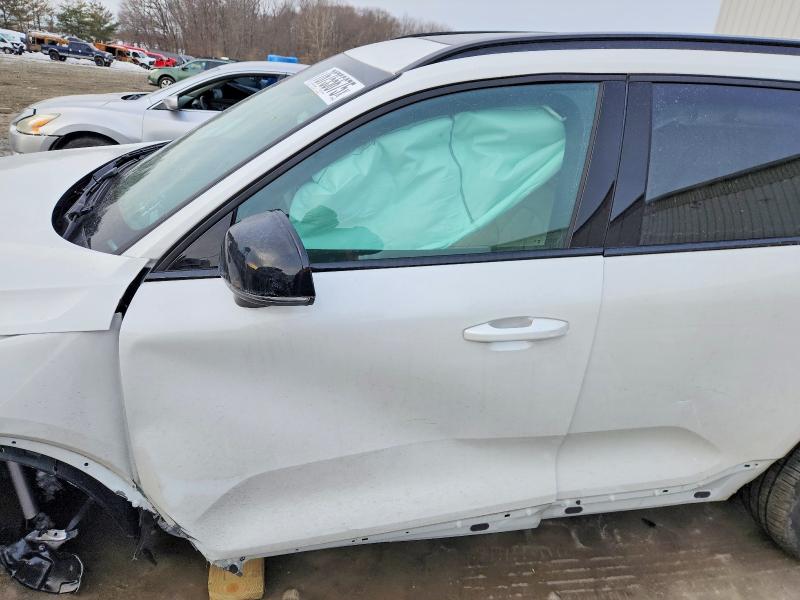 Продажа на аукционе авто 2025 Volvo Xc40, vin: YV4L12UM0S2531450, номер лота: 76755675