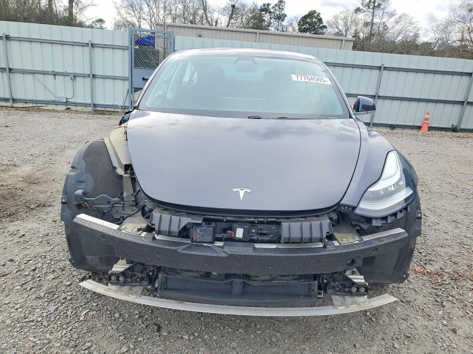 Продаж на аукціоні авто 2018 Tesla Model 3, vin: 5YJ3E1EB5JF130518, номер лоту: 77704565