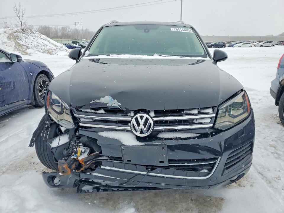 76414365 :رقم المزاد ، WVGEF9BP3DD006761 vin ، 2013 Volkswagen Touareg مزاد بيع