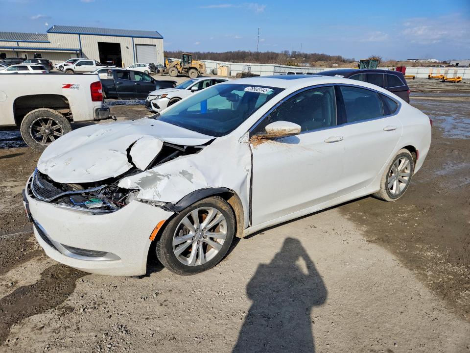 Auction sale of the 2015 Chrysler 200, vin: 1C3CCCAB4FN628648, lot number: 76600145