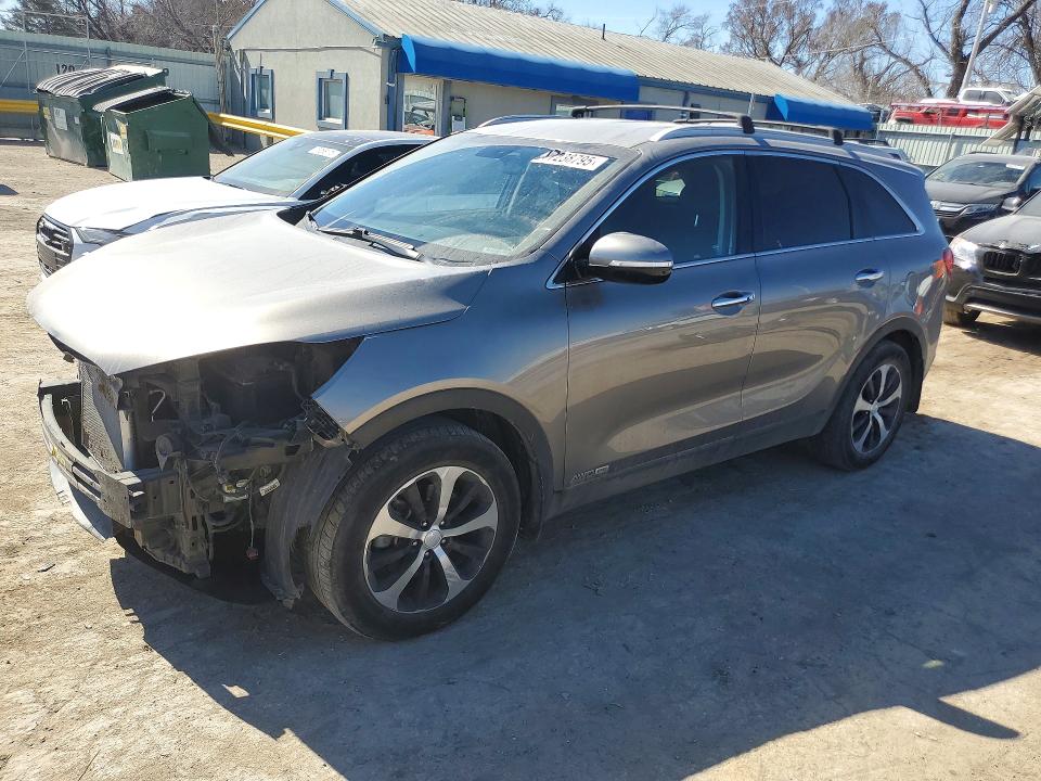2018 Kia Sorento მანქანა იყიდება აუქციონზე, vin: 5XYPHDA54JG418453, აუქციონის ნომერი: 77238795
