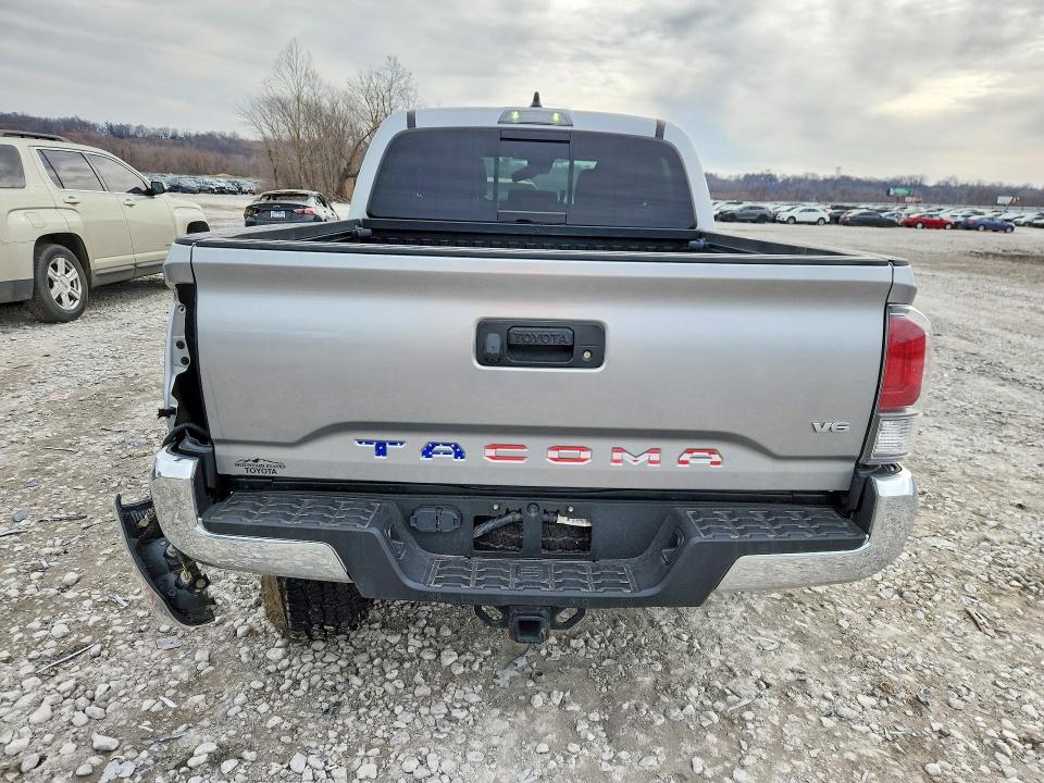 77963645 :رقم المزاد ، 3TMCZ5AN7NM484148 vin ، 2022 Toyota Tacoma مزاد بيع