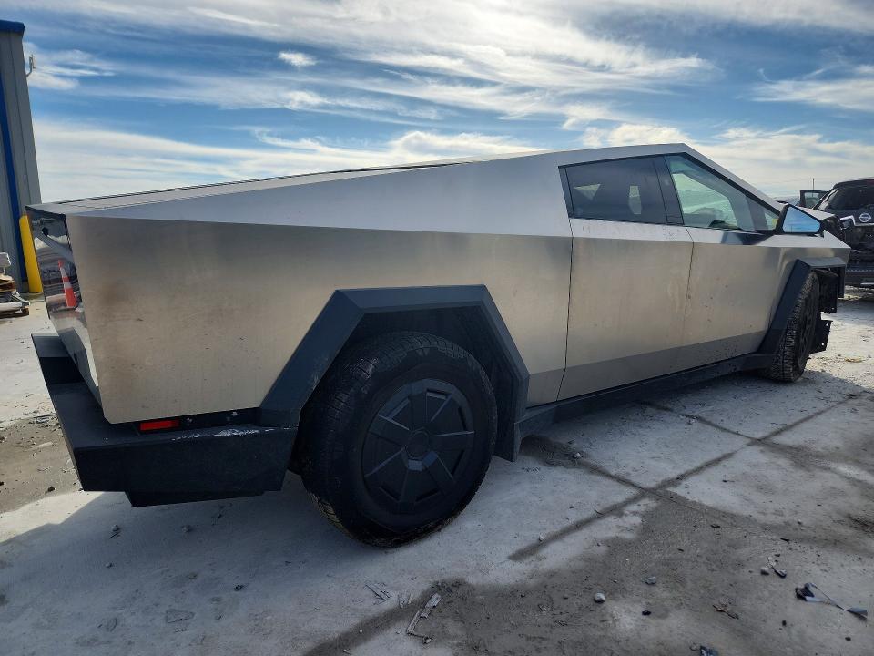Aukcja sprzedaży 2025 Tesla Cybertruck, vin: 7G2CEHED2SA081123, numer aukcji: 75792055