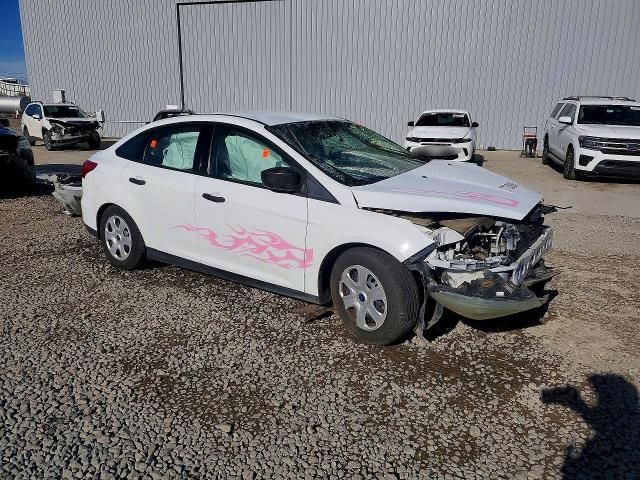77553995 :رقم المزاد ، 1FADP3E28GL399442 vin ، 2016 Ford Focus مزاد بيع