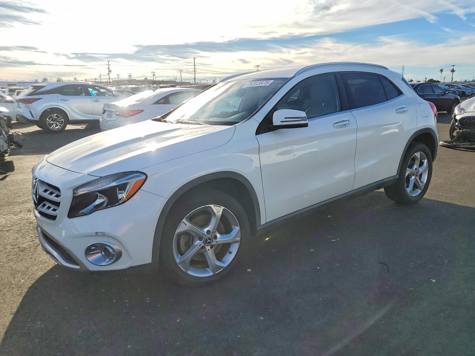 Продаж на аукціоні авто 2018 Mercedes-benz Gla, vin: WDCTG4EB8JJ497668, номер лоту: 79303875