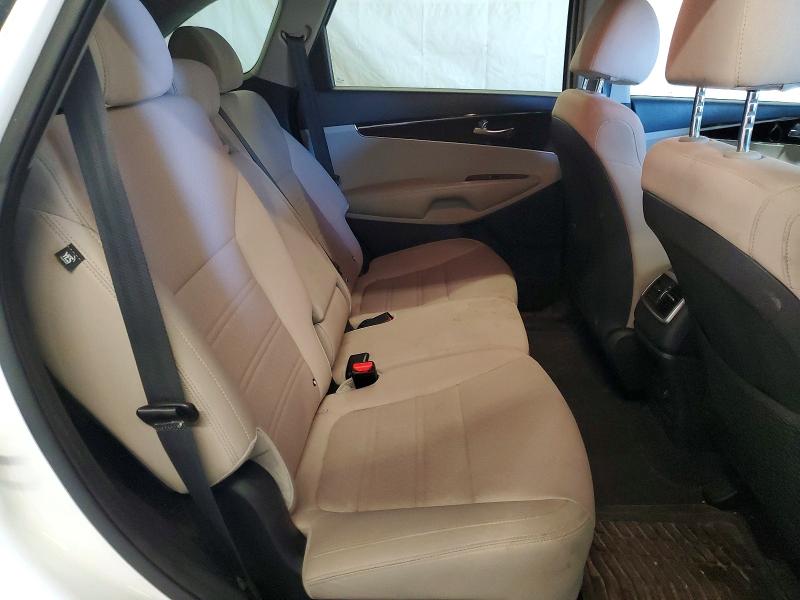 79028725 :رقم المزاد ، 5XYPGDA38LG695949 vin ، 2020 Kia Sorento مزاد بيع