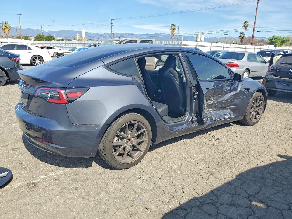 2023 Tesla Model 3 მანქანა იყიდება აუქციონზე, vin: 5YJ3E1EA5PF561201, აუქციონის ნომერი: 77625115
