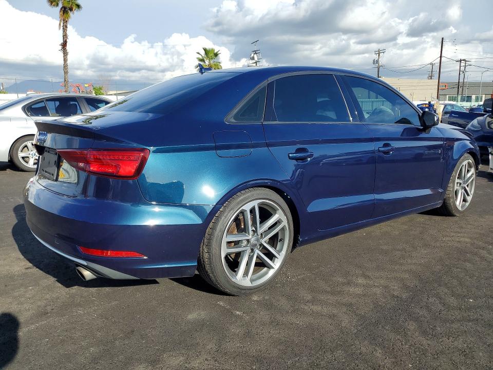 Aukcja sprzedaży 2018 Audi A3, vin: WAUB8GFF5J1033753, numer aukcji: 77135085