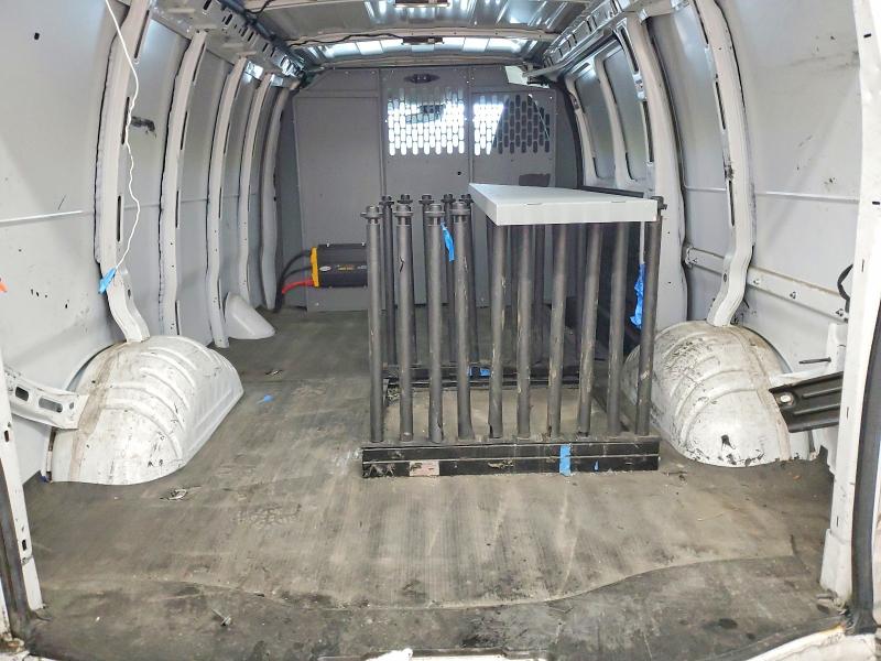 49343576 :رقم المزاد ، 1GCWGAFG5L1264992 vin ، 2020 Chevrolet Express G2500 مزاد بيع