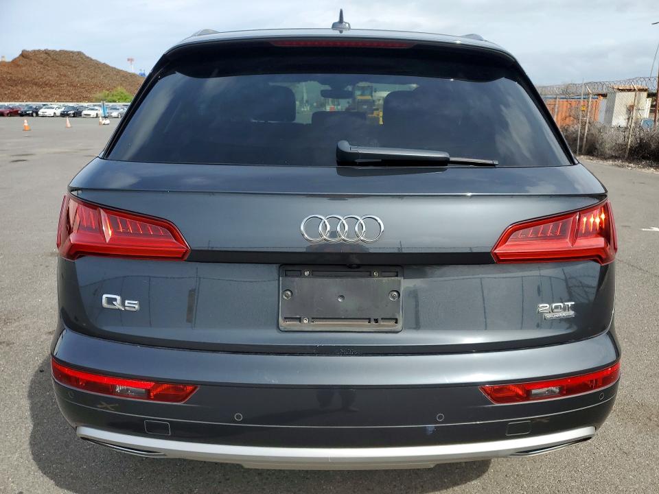 77627675 :رقم المزاد ، WA1BNAFY9J2021779 vin ، 2018 Audi Q5 مزاد بيع