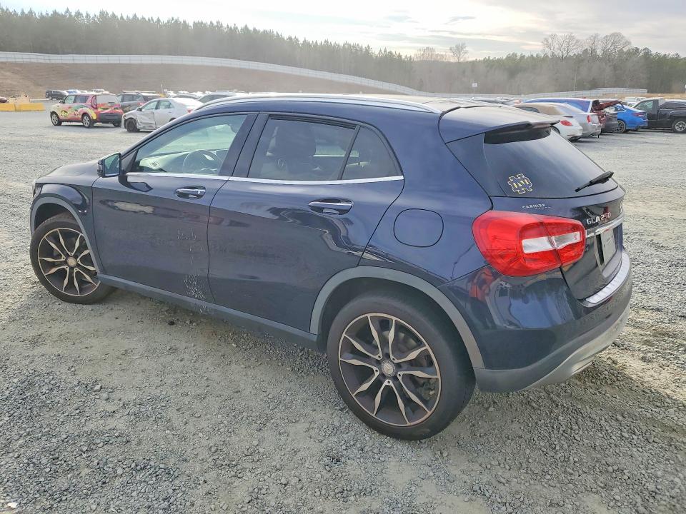 77183515 :رقم المزاد ، WDCTG4EB0HJ350402 vin ، 2017 Mercedes-benz Gla مزاد بيع