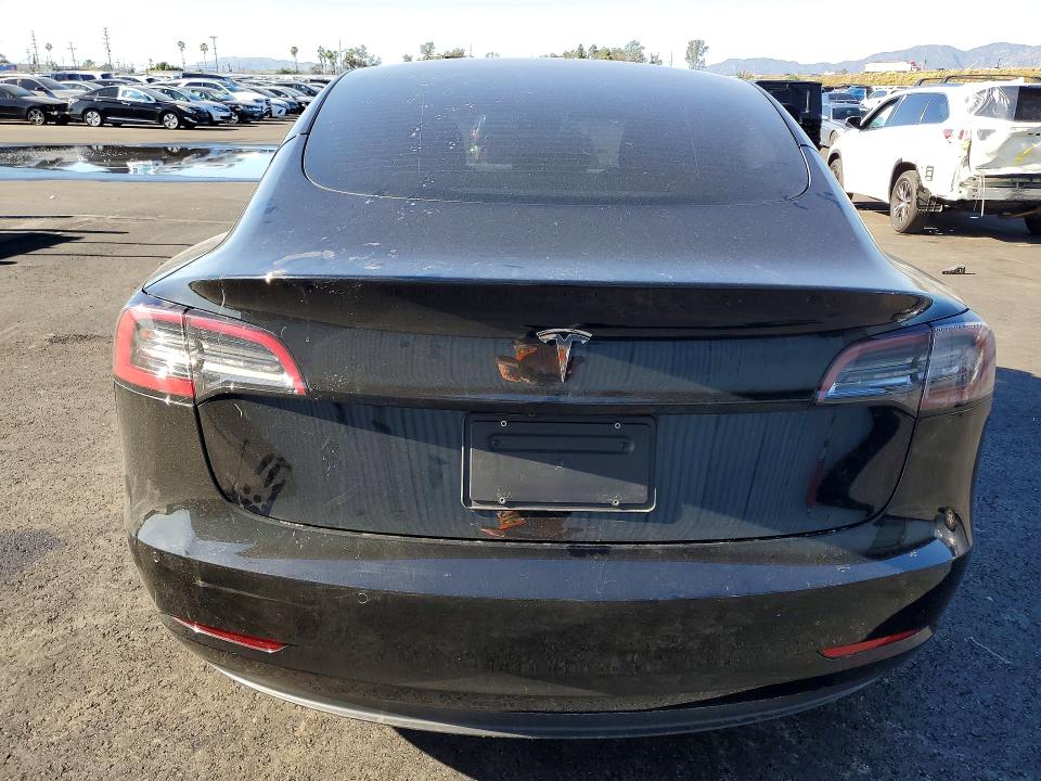 77382405 :رقم المزاد ، 5YJ3E1EA3NF331699 vin ، 2022 Tesla Model 3 مزاد بيع