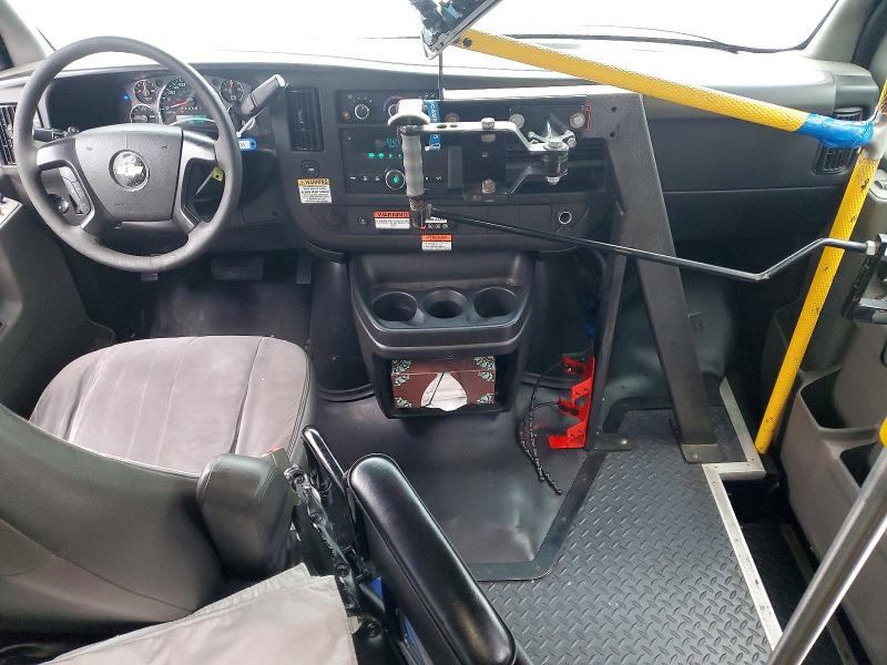 76362325 :رقم المزاد ، 1GBZG1FA8D1186612 vin ، 2013 Chevrolet Express G3500 مزاد بيع