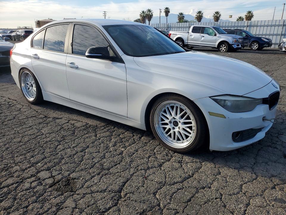 Продаж на аукціоні авто 2014 Bmw 320, vin: WBA3C3C51EP660931, номер лоту: 76664155