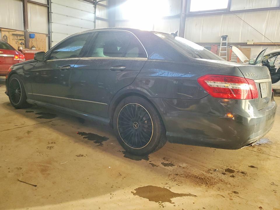 72456705 :رقم المزاد ، WDDHF8HBXAA070595 vin ، 2010 Mercedes-benz E مزاد بيع