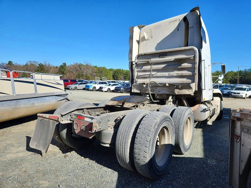 Продаж на аукціоні авто 1996 Freightliner Fld120, vin: 2FUYDXYB2TA676330, номер лоту: 75385705